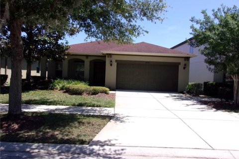 House in Lutz, Florida 3 bedrooms, 171.96 sq.m. № 1126402 - photo 1