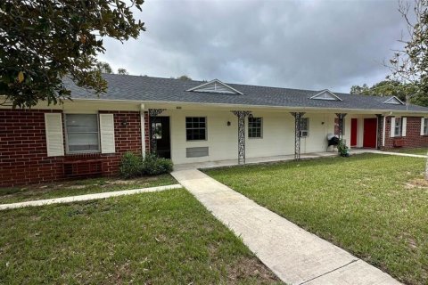 Appartement à louer à Lake Alfred, Floride: 2 chambres, 576.46 m2 № 1371237 - photo 1