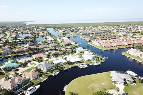 Terrain à vendre à Punta Gorda, Floride № 794482 - photo 4