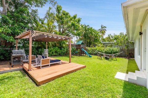 Villa ou maison à vendre à Surfside, Floride: 3 chambres, 154.22 m2 № 822628 - photo 5