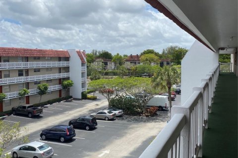 Condominio en venta en Lauderhill, Florida, 2 dormitorios, 83.98 m2 № 1160387 - foto 16