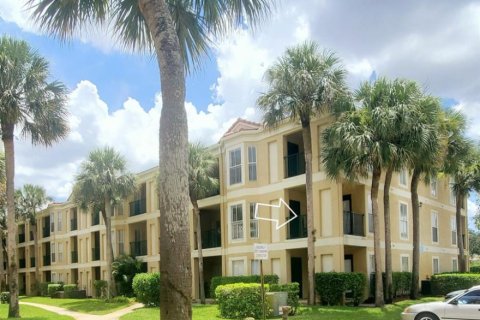 Condominio en venta en Coral Springs, Florida, 1 dormitorio, 88.26 m2 № 1007643 - foto 14