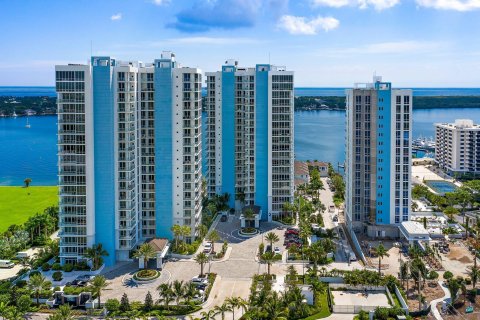 Condominio en venta en North Palm Beach, Florida, 4 dormitorios, 323.49 m2 № 1007682 - foto 17