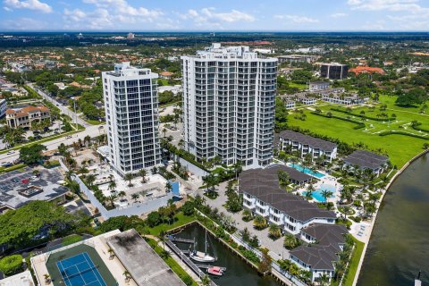 Condominio en venta en North Palm Beach, Florida, 4 dormitorios, 323.49 m2 № 1007682 - foto 3