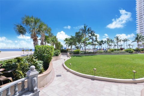 Condominio en venta en Fort Lauderdale, Florida, 3 dormitorios, 295.06 m2 № 1382986 - foto 17