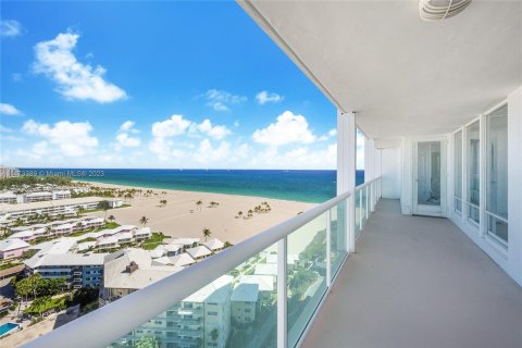 Condo in Fort Lauderdale, Florida, 3 bedrooms  № 1382986 - photo 9