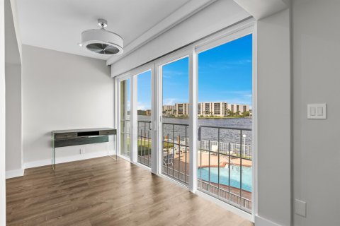 Copropriété à vendre à Boca Raton, Floride: 2 chambres, 103.86 m2 № 1221281 - photo 11