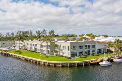 Copropriété à vendre à Boca Raton, Floride: 2 chambres, 103.86 m2 № 1221281 - photo 25