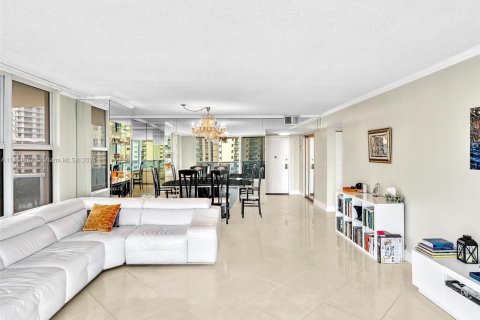 Condominio en venta en Hollywood, Florida, 2 dormitorios, 123.84 m2 № 1288837 - foto 20