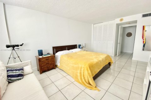 Copropriété à vendre à Sunny Isles Beach, Floride: 1 chambre, 87.61 m2 № 1229746 - photo 7