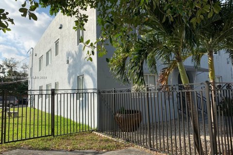 Immobilier commercial à vendre à Miami, Floride: 520.25 m2 № 1329615 - photo 12