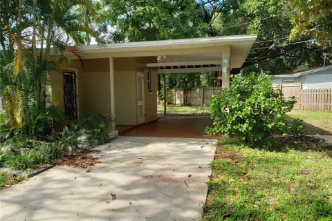 House in Clearwater, Florida 3 bedrooms, 89.93 sq.m. № 1346174 - photo 4