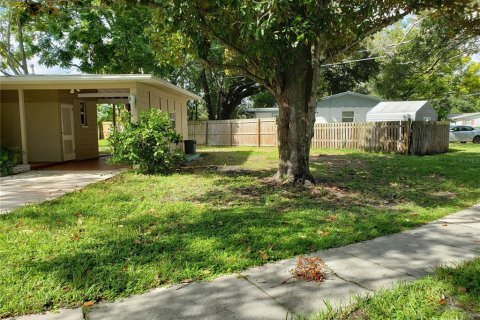 House in Clearwater, Florida 3 bedrooms, 89.93 sq.m. № 1346174 - photo 5