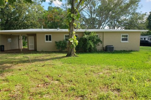 House in Clearwater, Florida 3 bedrooms, 89.93 sq.m. № 1346174 - photo 9