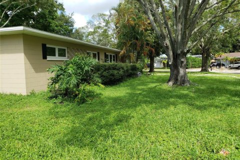 House in Clearwater, Florida 3 bedrooms, 89.93 sq.m. № 1346174 - photo 11