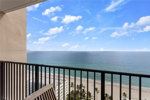 Condominio en venta en Hollywood, Florida, 1 dormitorio, 91.04 m2 № 1395862 - foto 10