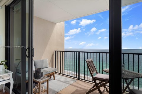 Condominio en venta en Hollywood, Florida, 1 dormitorio, 91.04 m2 № 1395862 - foto 11