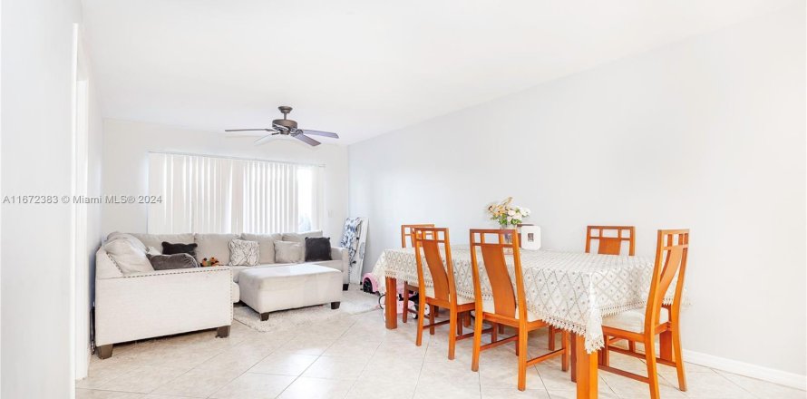 Condo à Deerfield Beach, Floride, 2 chambres  № 1395892