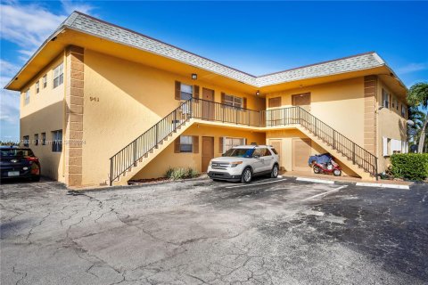 Copropriété à vendre à Deerfield Beach, Floride: 2 chambres, 80.82 m2 № 1395892 - photo 11