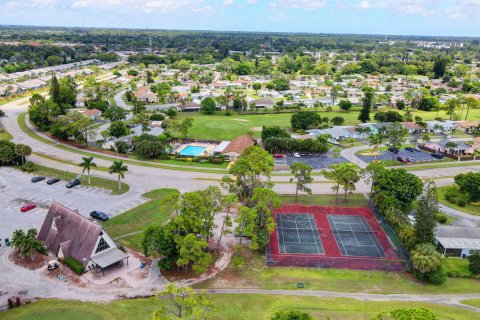 Condominio en venta en Lake Worth, Florida, 2 dormitorios, 111.11 m2 № 1103135 - foto 15