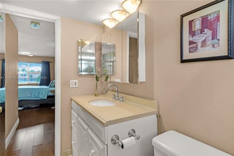 Copropriété à vendre à Sunrise, Floride: 1 chambre, 69.68 m2 № 1318888 - photo 24