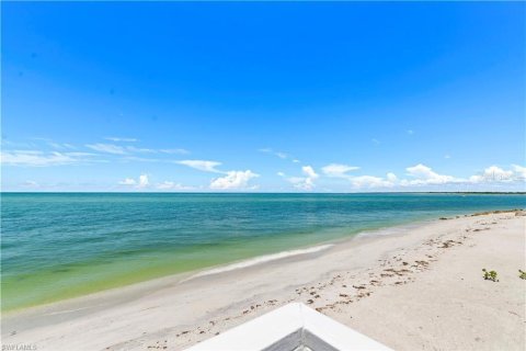 Terreno en venta en Captiva, Florida № 1400335 - foto 2