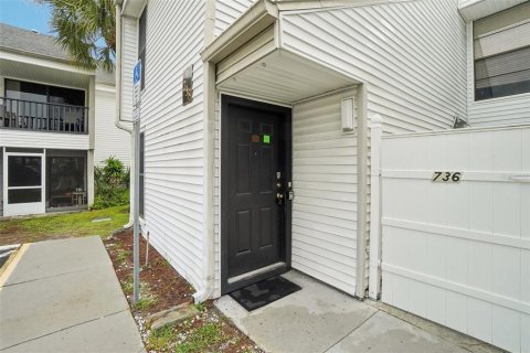 Townhouse in Tarpon Springs, Florida 3 bedrooms, 130.53 sq.m. № 1303395 - photo 2