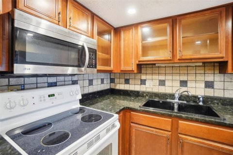 Adosado en venta en Tarpon Springs, Florida, 3 dormitorios, 130.53 m2 № 1303395 - foto 10