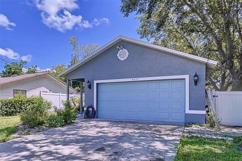 Villa ou maison à vendre à Saint Petersburg, Floride: 3 chambres, 151.34 m2 № 1352983 - photo 10