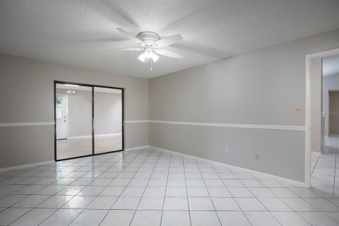 Casa en venta en Orlando, Florida, 4 dormitorios, 209.03 m2 № 1352944 - foto 11