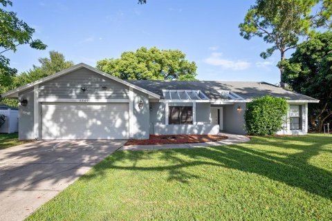 Villa ou maison à vendre à Orlando, Floride: 4 chambres, 209.03 m2 № 1352944 - photo 1