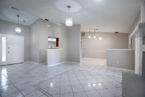 Casa en venta en Orlando, Florida, 4 dormitorios, 209.03 m2 № 1352944 - foto 5