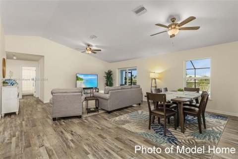 Villa ou maison à vendre à Cape Coral, Floride: 4 chambres, 164.16 m2 № 1402825 - photo 30