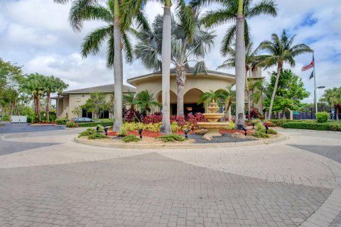 Villa ou maison à vendre à Delray Beach, Floride: 2 chambres, 143.81 m2 № 994245 - photo 25