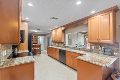 Villa ou maison à vendre à Coral Springs, Floride: 5 chambres, 224.64 m2 № 994290 - photo 21