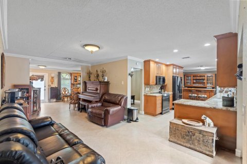 Casa en venta en Coral Springs, Florida, 5 dormitorios, 224.64 m2 № 994290 - foto 24