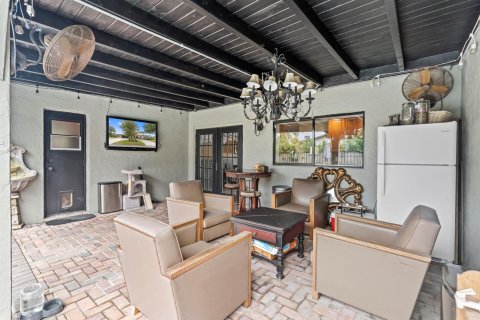 Casa en venta en Coral Springs, Florida, 5 dormitorios, 224.64 m2 № 994290 - foto 4