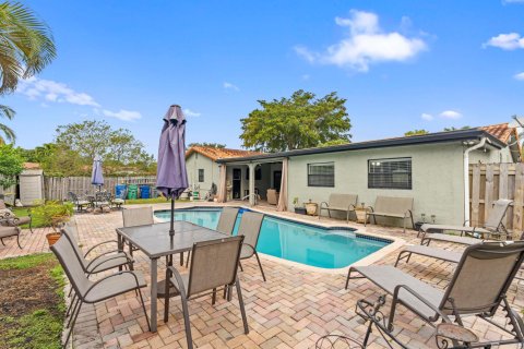 Casa en venta en Coral Springs, Florida, 5 dormitorios, 224.64 m2 № 994290 - foto 3