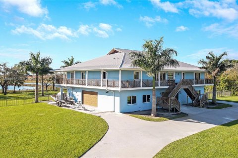 Villa ou maison à vendre à Stuart, Floride: 5 chambres, 506.32 m2 № 927340 - photo 17