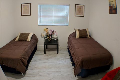 Apartment in Sarasota, Florida 2 bedrooms, 92.9 sq.m. № 439245 - photo 12