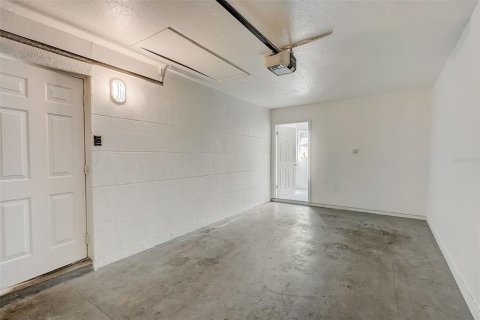 Apartment in Sarasota, Florida 2 bedrooms, 92.9 sq.m. № 439245 - photo 20