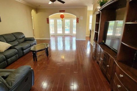 House in Trinity, Florida 5 bedrooms, 321.63 sq.m. № 1371965 - photo 3