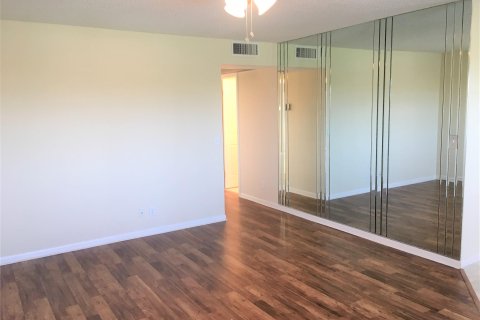 Condominio en venta en Pembroke Pines, Florida, 2 dormitorios, 88.54 m2 № 1152287 - foto 27