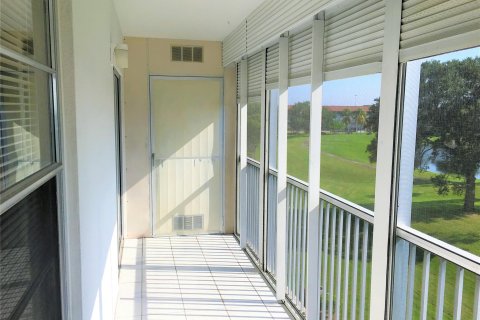 Condominio en venta en Pembroke Pines, Florida, 2 dormitorios, 88.54 m2 № 1152287 - foto 5