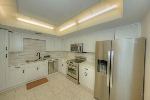 Condo in Palm Beach Gardens, Florida, 2 bedrooms  № 1152288 - photo 22