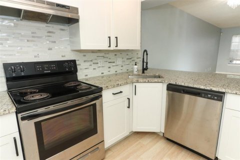 Condominio en venta en Orlando, Florida, 2 dormitorios, 85.38 m2 № 1264925 - foto 12