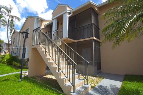 Copropriété à louer à Homestead, Floride: 1 chambre, 63.64 m2 № 1351924 - photo 1