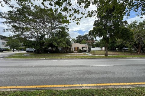 Villa ou maison à vendre à Fort Lauderdale, Floride: 2 chambres, 112.5 m2 № 1151832 - photo 2