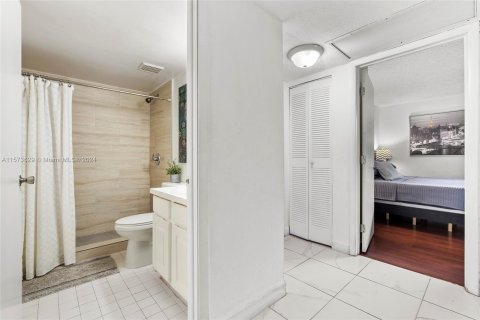 Condominio en venta en Doral, Florida, 2 dormitorios, 111.2 m2 № 1160111 - foto 12