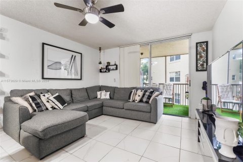 Condominio en venta en Doral, Florida, 2 dormitorios, 111.2 m2 № 1160111 - foto 3